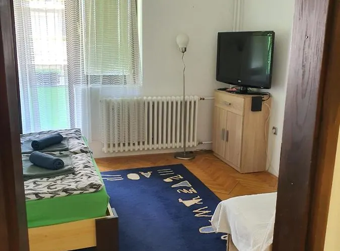 Yellow House דירה נובי סאד